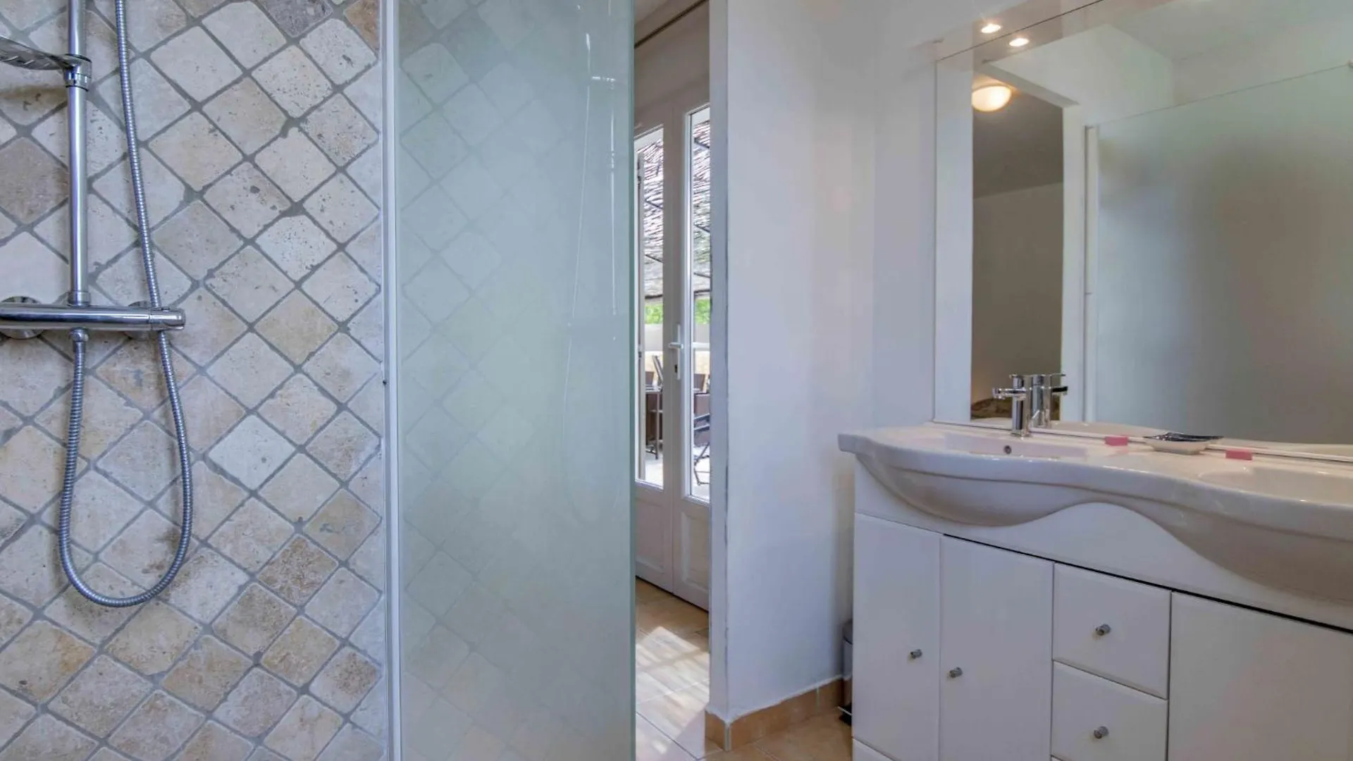 Holiday Home L' Amandier By Interhome Saint Didier