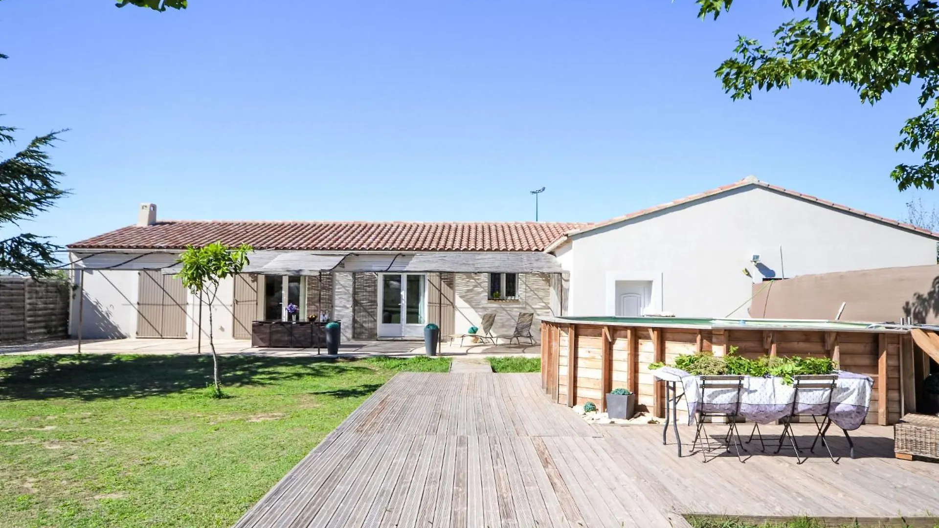 Holiday Home L' Amandier By Interhome Saint Didier