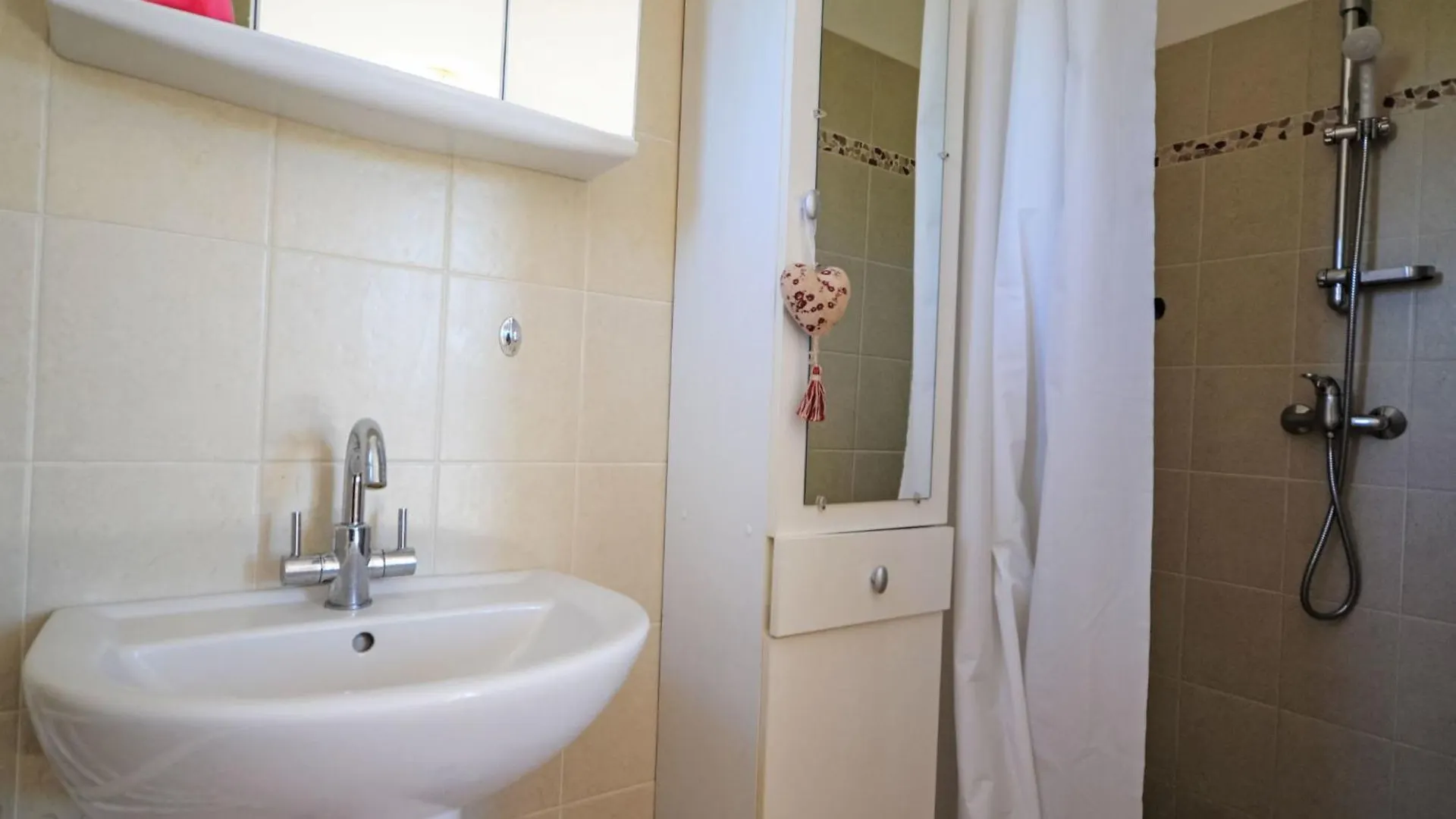Holiday Home L' Amandier By Interhome Saint Didier  France