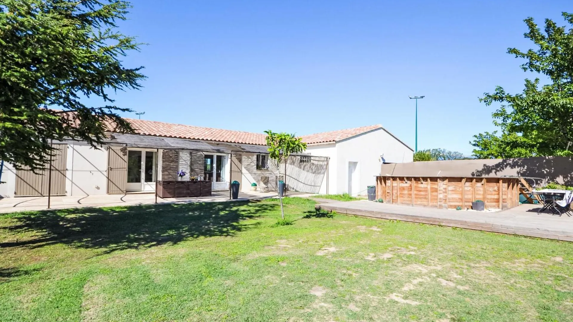 Holiday Home L' Amandier By Interhome Saint Didier  France